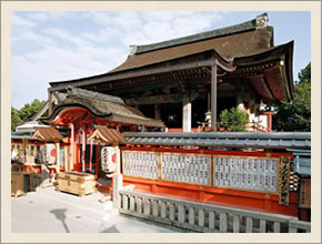 京都地主神社